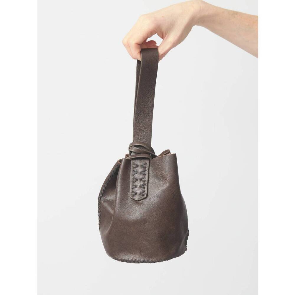 NEW VOLTA ATELIER women's navigli wristlet in espresso - Picture 2 of 3